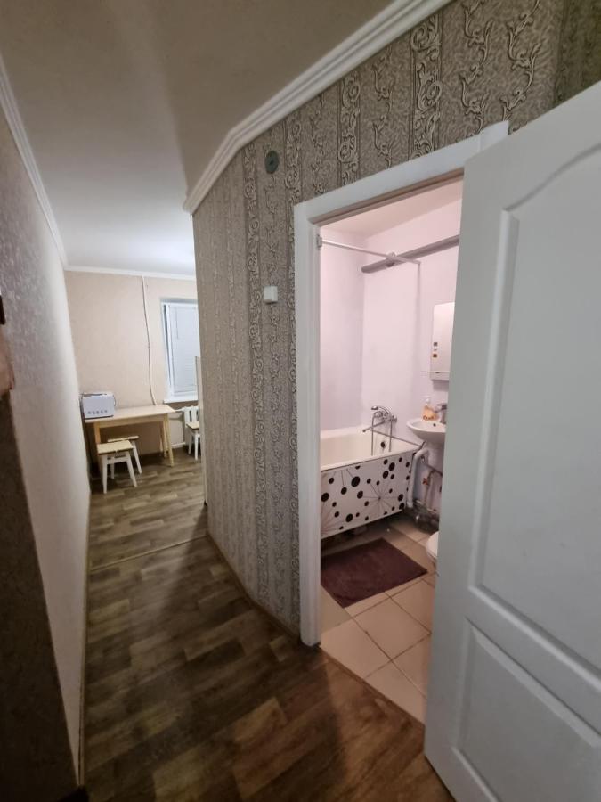 2-Кімнатна Квартира У Центрі На Олександра Поля, Шпиталь, 16Лікарня دنيبروبيتروفسك المظهر الخارجي الصورة
